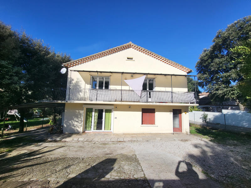 Villa - 161 m² - 8 pièces