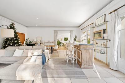 Maison - 467 m² - 10 pièces