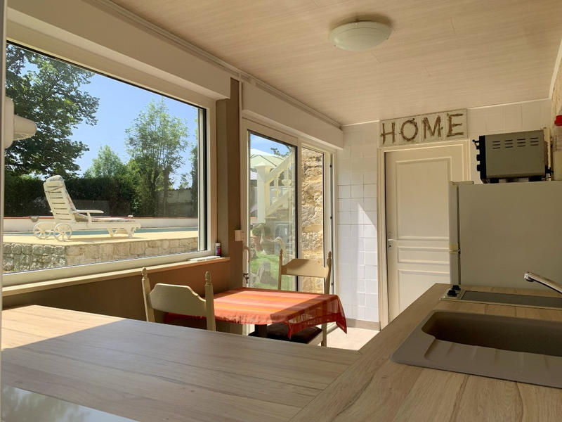 Maison - 220 m² - 7 pièces