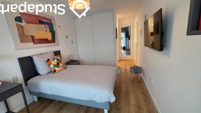 Chambre - 10 m² - 1 pièce