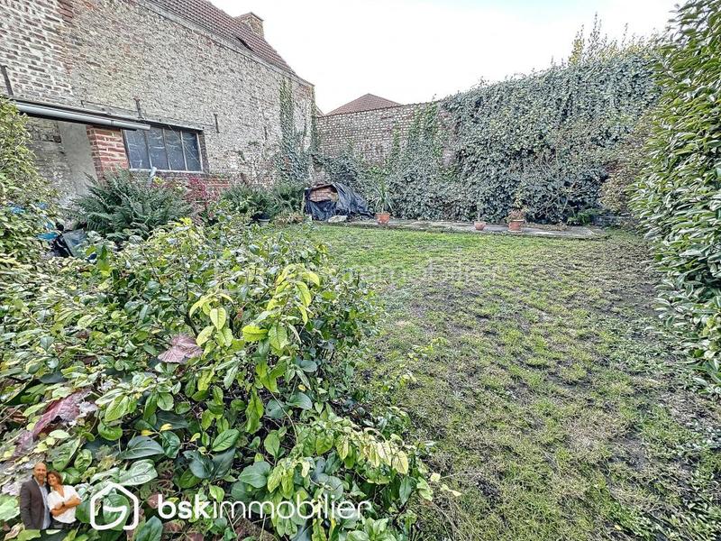 Maison - 212 m² - 7 pièces