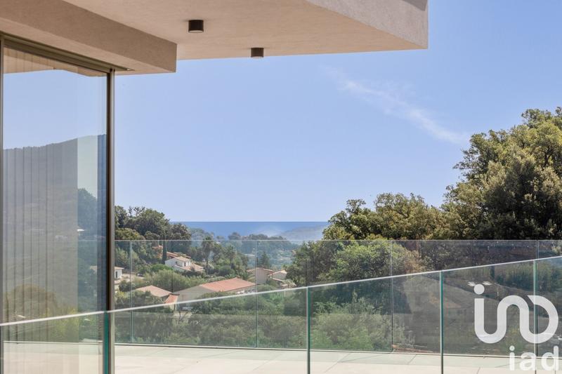 Appartement - 97 m² - 4 pièces