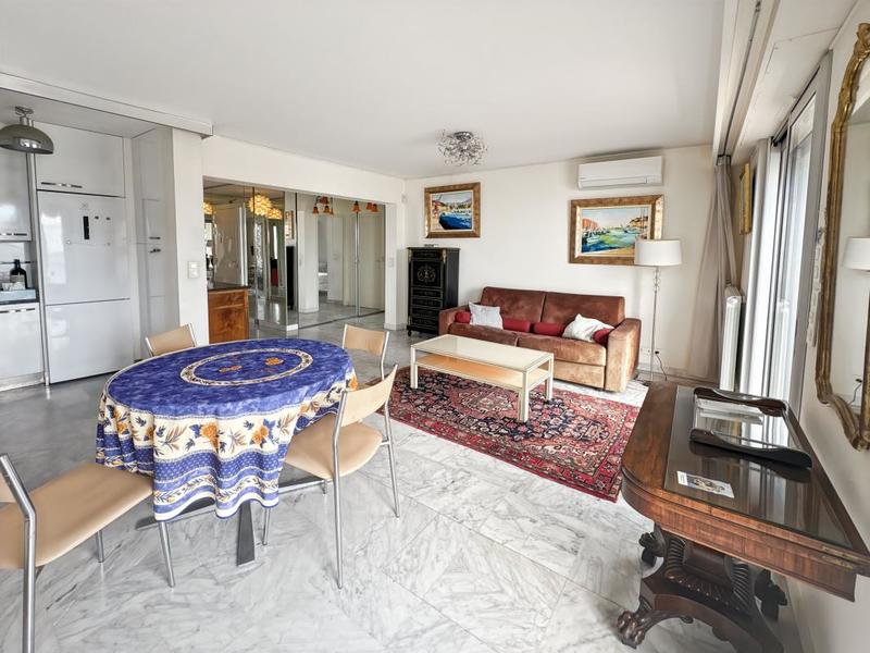 Appartement - 79 m² - 3 pièces