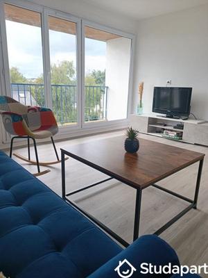 Chambre - 9 m² - 1 pièce