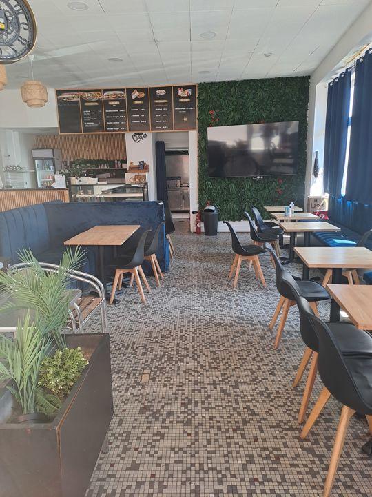 Immeuble - 240 m² - 6 pièces