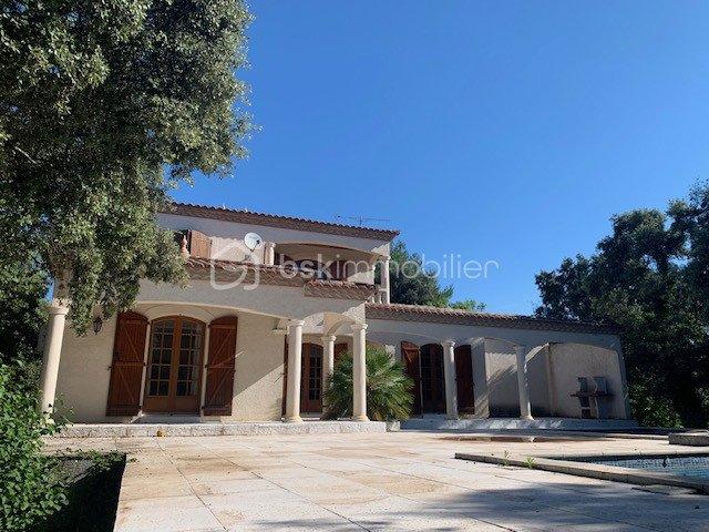 Villa - 140 m² - 5 pièces