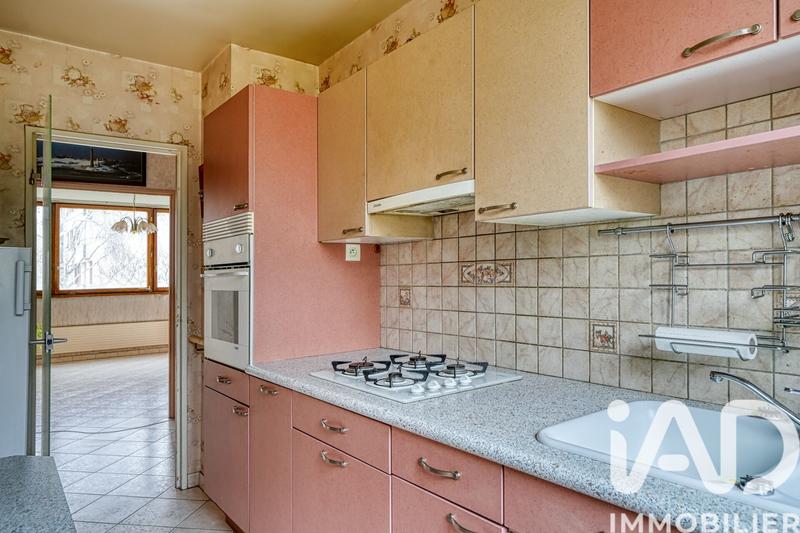 Appartement - 90 m² - 5 pièces