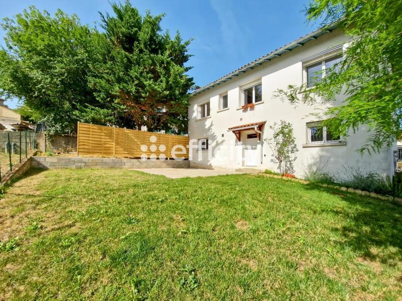 Maison - 120 m² - 7 pièces