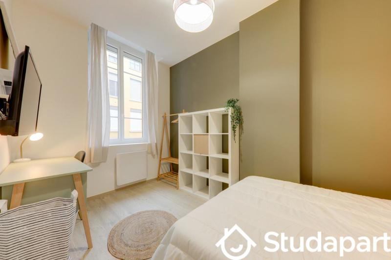 Chambre - 12 m² - 1 pièce