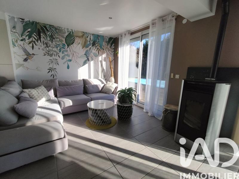 Maison - 95 m² - 4 pièces