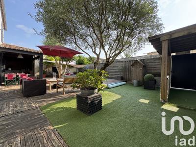 Maison - 180 m² - 7 pièces