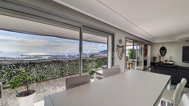 Appartement - 124 m² - 4 pièces