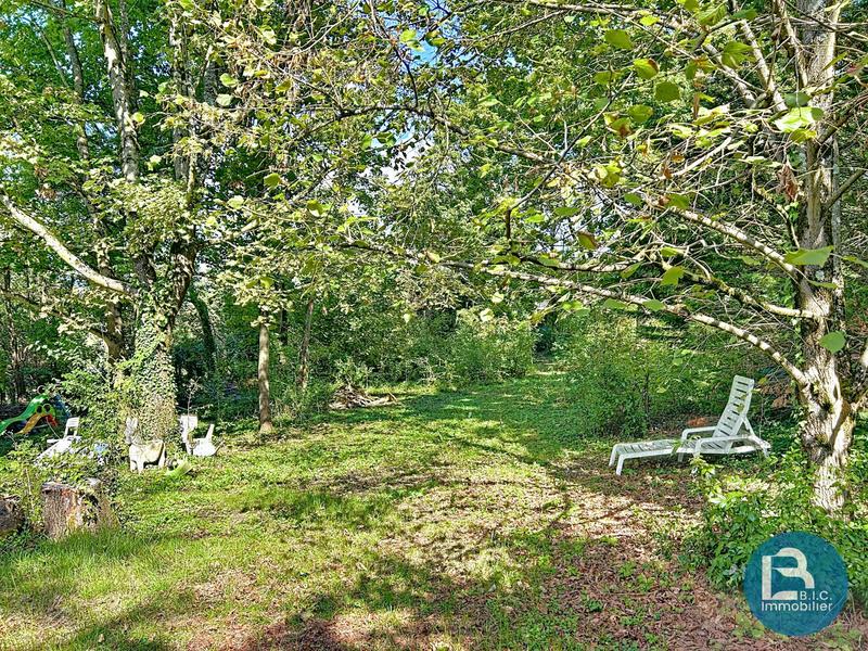 Maison contemporaine - 240 m² - 10 pièces