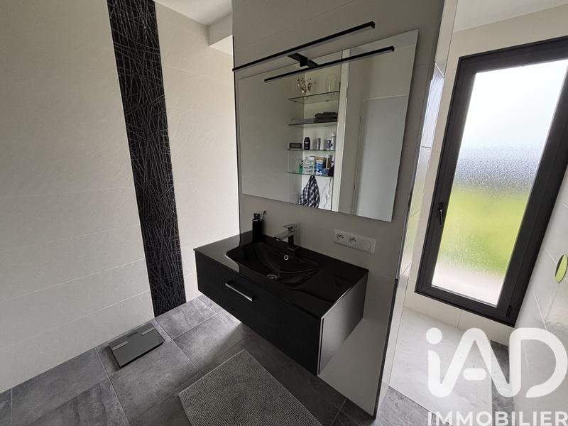 Maison - 165 m² - 5 pièces