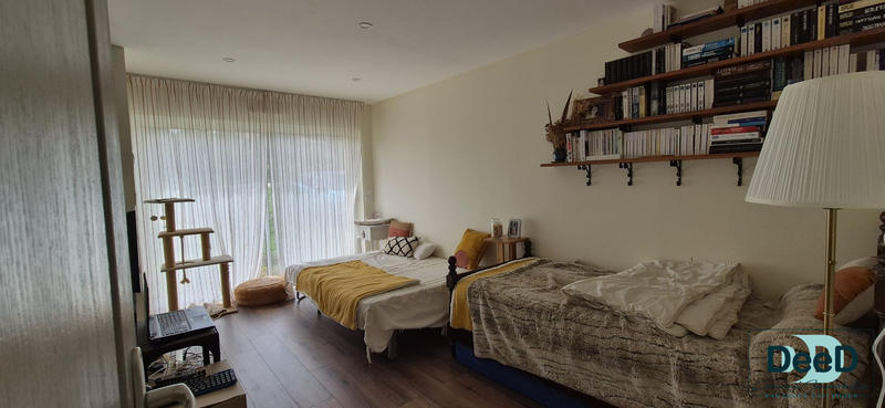 Maison contemporaine - 159 m² - 7 pièces