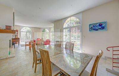 Maison contemporaine - 168 m² - 6 pièces