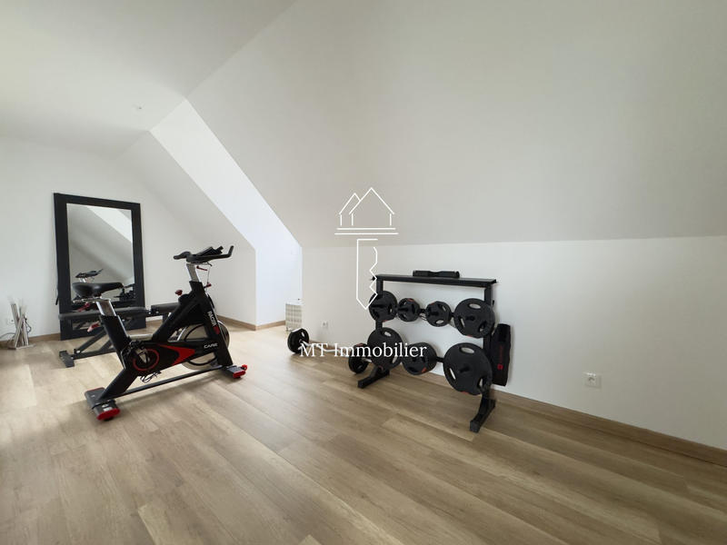 Maison contemporaine - 196 m² - 7 pièces