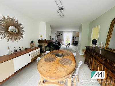 Maison - 151 m² - 6 pièces