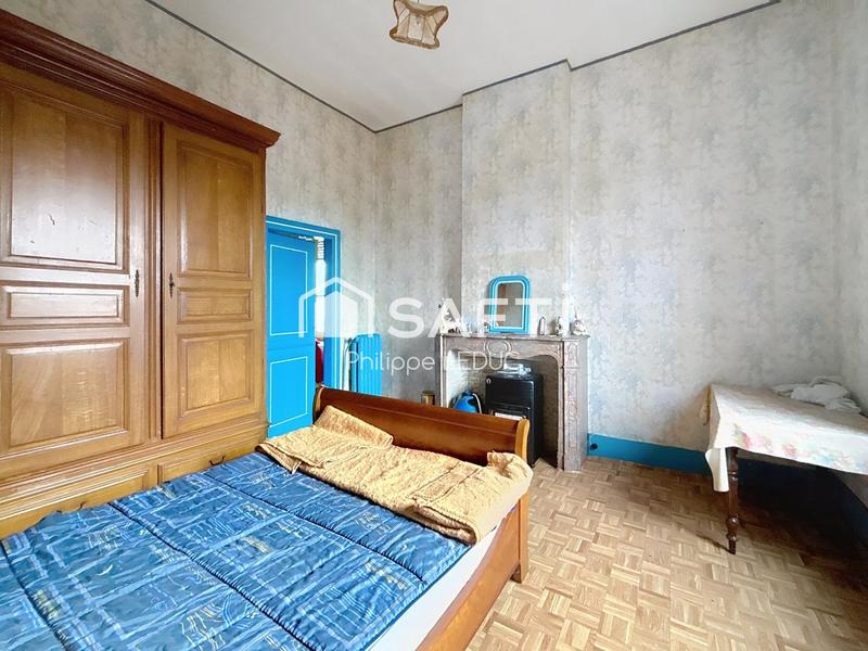 Maison - 259 m² - 8 pièces