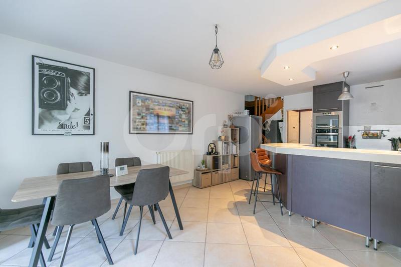 Maison - 80 m² - 3 pièces