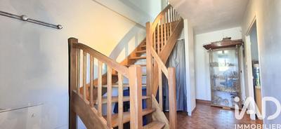 Maison - 159 m² - 8 pièces