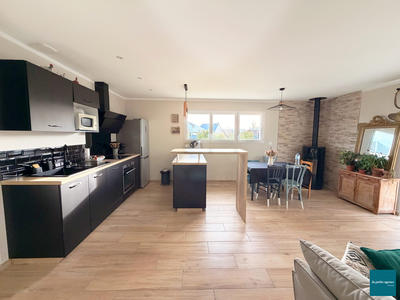 Maison - 77 m² - 3 pièces