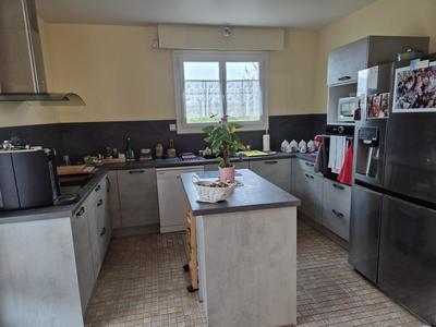 Maison - 184 m² - 8 pièces