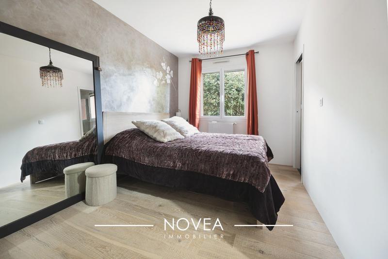 Maison - 159 m² - 7 pièces