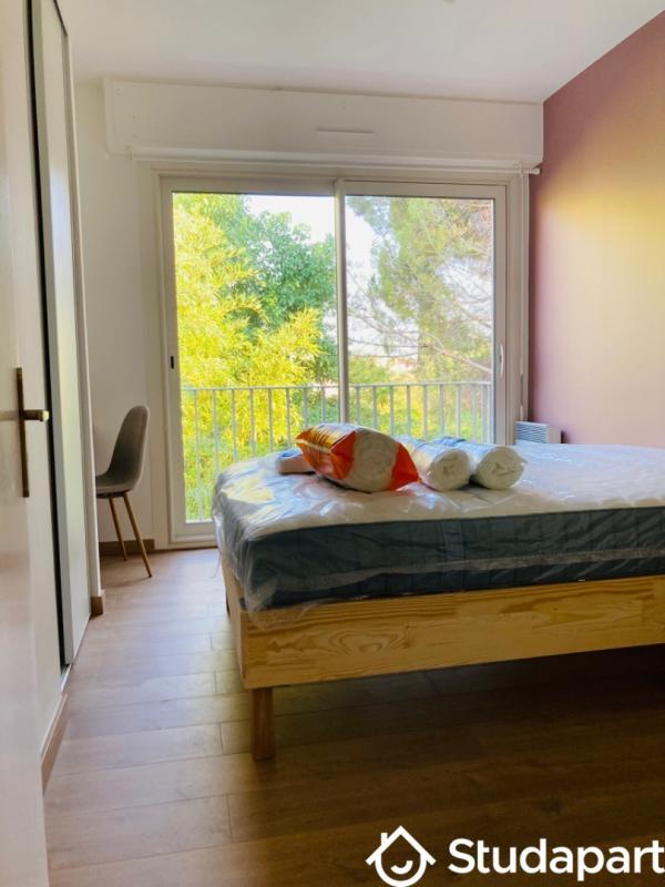 Chambre - 11 m² - 1 pièce