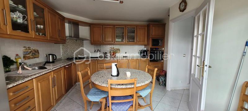 Maison - 161 m² - 6 pièces