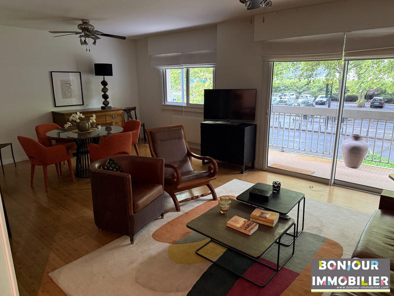 Appartement - 90 m² - 4 pièces