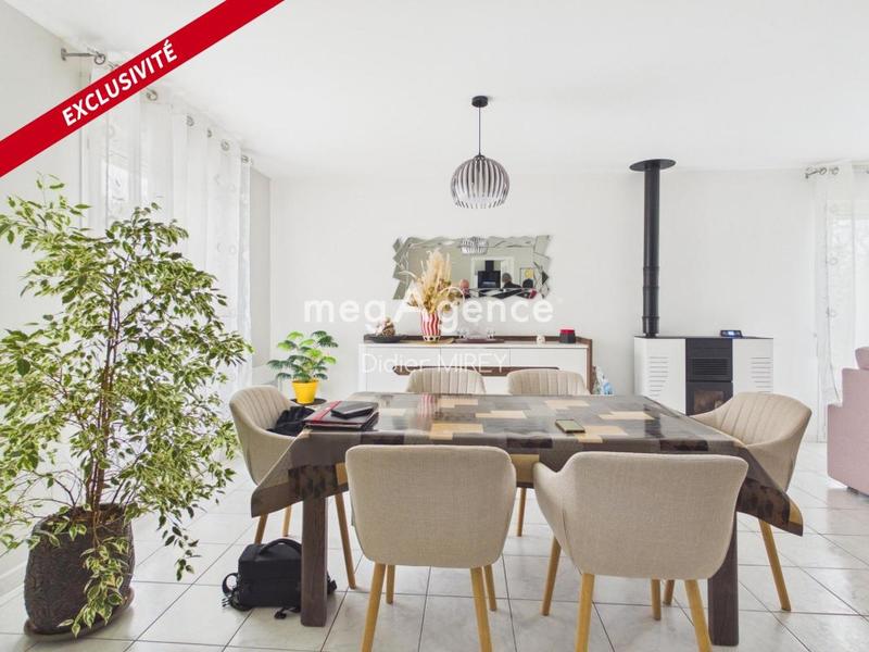 Pavillon - 99 m² - 4 pièces