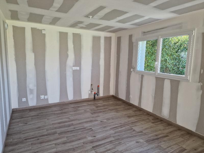Maison - 80 m² - 5 pièces