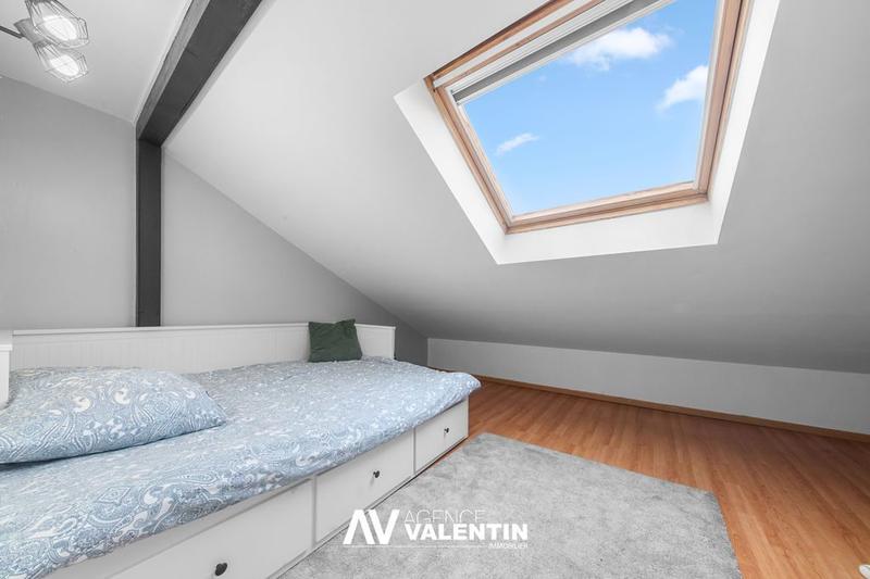 Appartement - 112 m² - 6 pièces