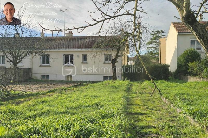 Maison traditionnelle - 74 m² - 4 pièces