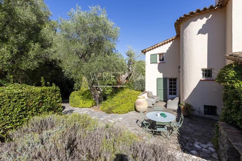 Maison - 174 m² - 7 pièces