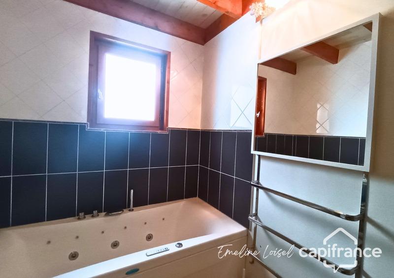 Maison - 105 m² - 4 pièces