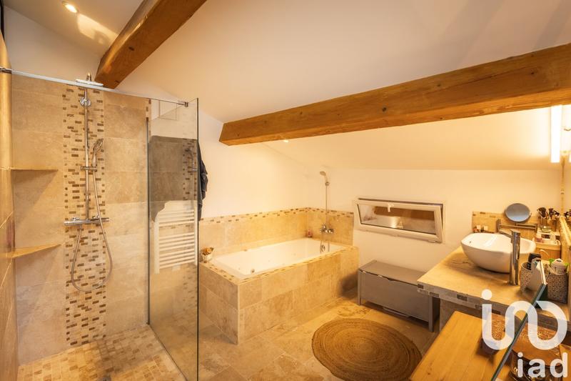 Maison - 98 m² - 5 pièces