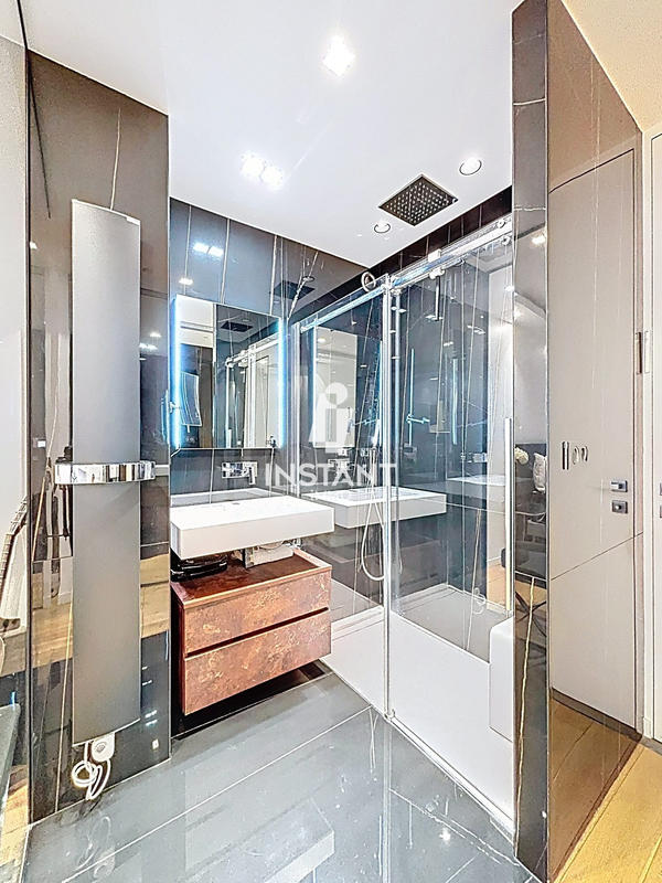 Appartement - 134 m² - 5 pièces