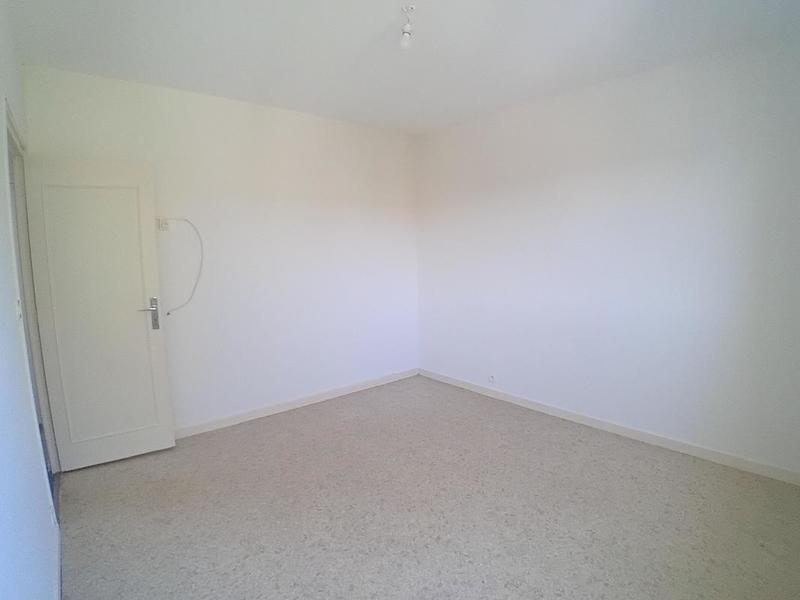 Appartement ancien - 84 m² - 5 pièces