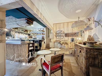 Immeuble - 1 329 m²