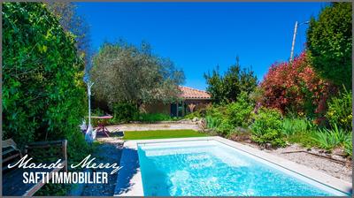 Maison - 95 m² - 4 pièces