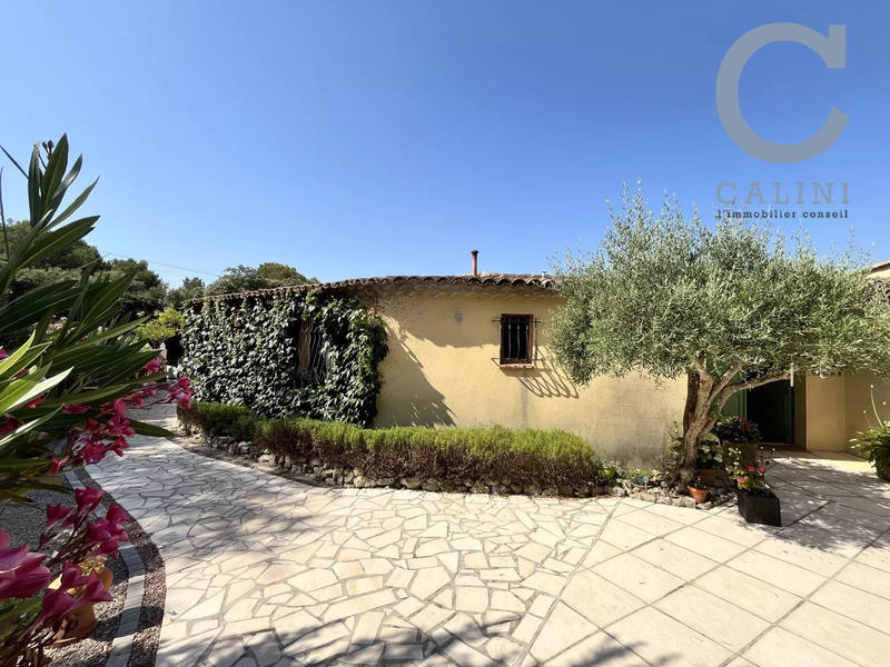 Villa - 173 m² - 5 pièces