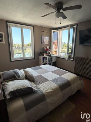 Local commercial - 196 m²