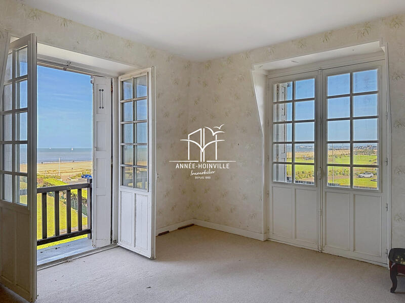 Appartement - 82 m² - 3 pièces