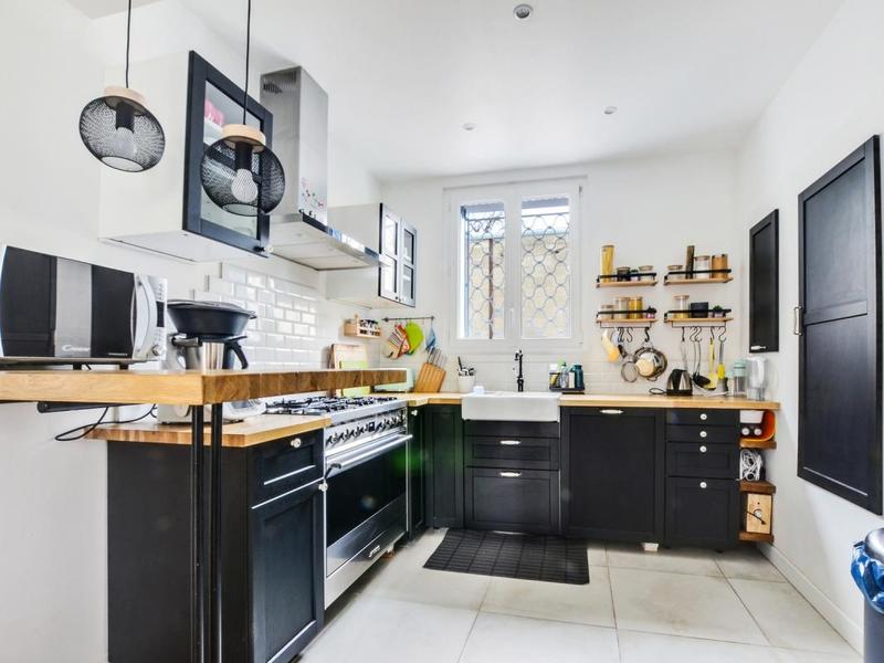 Maison - 86 m² - 4 pièces