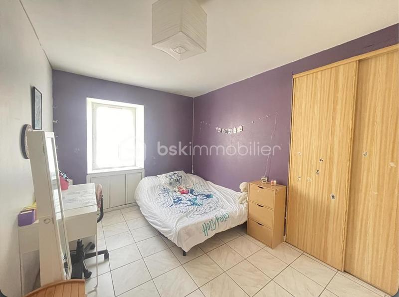 Maison en pierre - 117 m² - 6 pièces