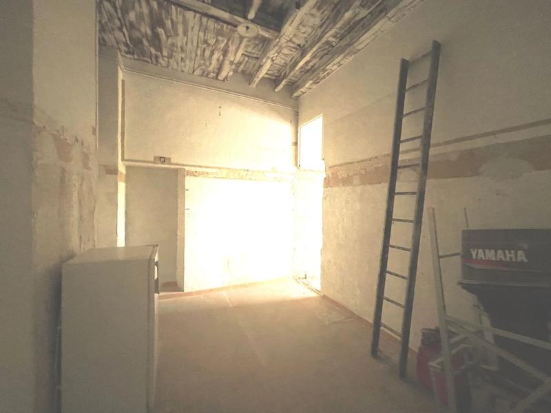 Local commercial - 92 m² - 3 pièces