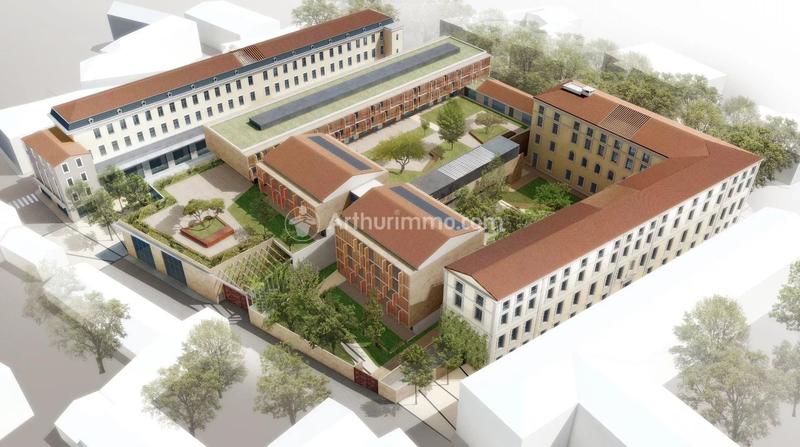 Immeuble - 250 m² - 16 pièces