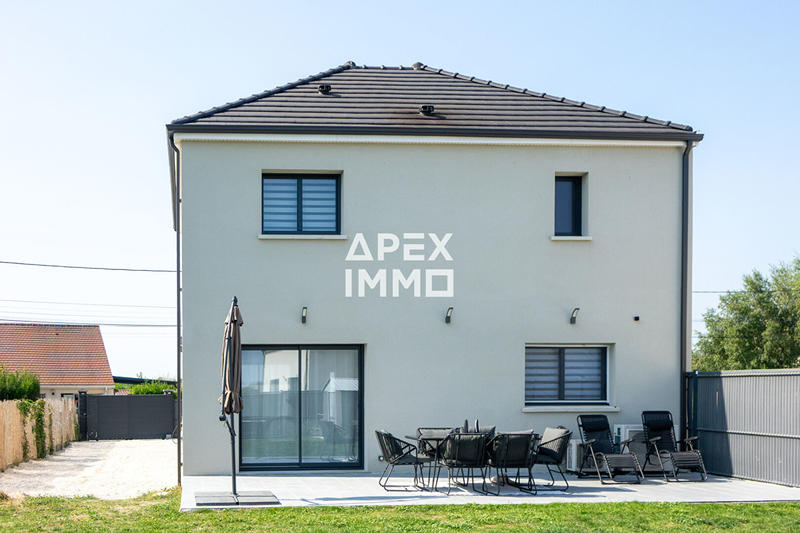 Maison - 122 m² - 5 pièces